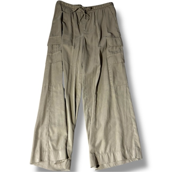 a new day Women's Large Stylish Tan/Khaki Wide-Leg Drawstring Waist Cargo Pants - Picture 9 of 14